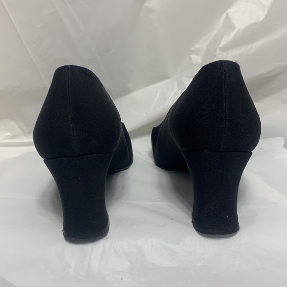 VINTAGE Stuart Weitzman Black Fabric Square Toe Slip On Heels Women’s Sz 8M - Picture 7 of 10